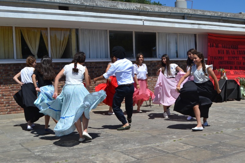 Instituciones de Recalde festejaron el Da de la Tradicin